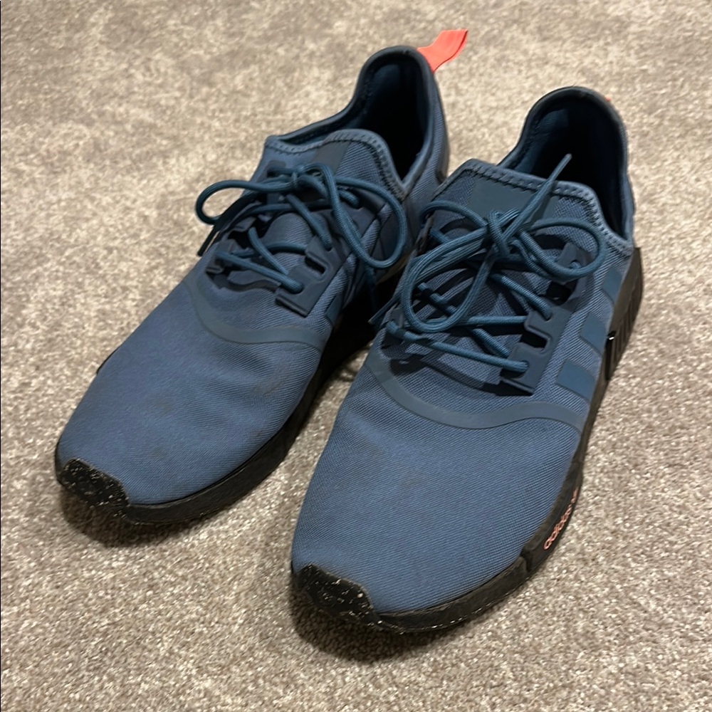 Men’s Adidas Sneakers